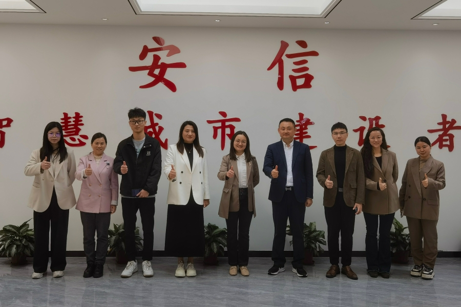 6合影留念_副本.jpg