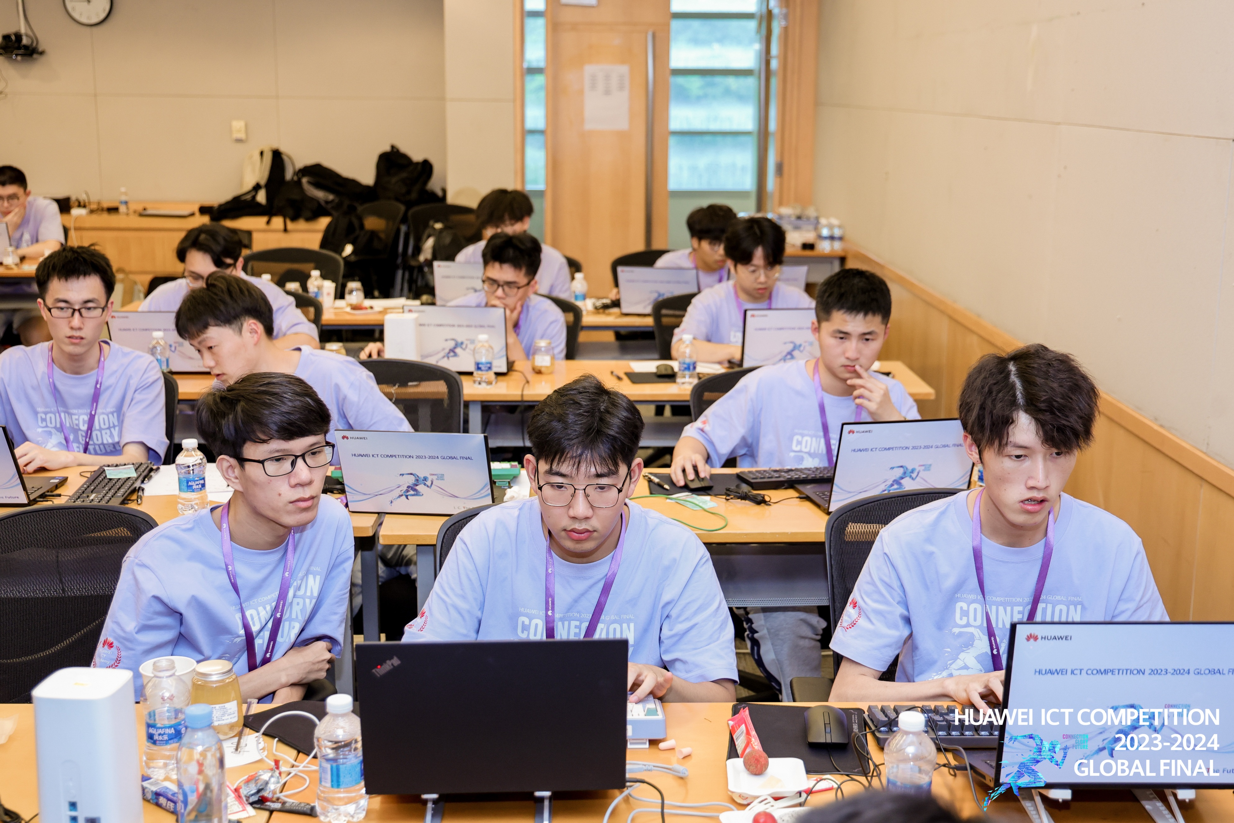 14.2024年华为ICT大赛全球赛比赛现场照片(1).jpg